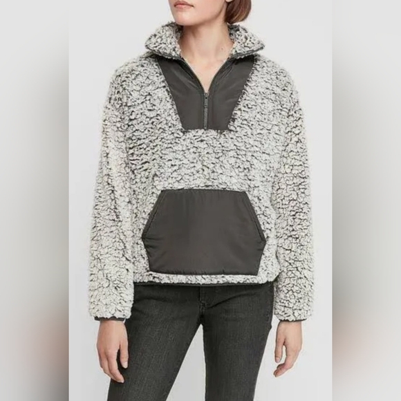 Express Women's Chunky Sherpa Pullover Sweater 3/4 Zip Gray Small Oversized - Picture 15 of 16